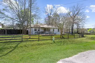 17354 Western Hill Dr, Conroe, TX 77302 - Photo 3