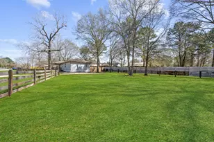 17354 Western Hill Dr, Conroe, TX 77302 - Photo 5