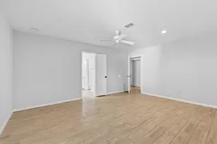 6004 Lakeside Dr, Liberty, TX 77575 - Photo 15