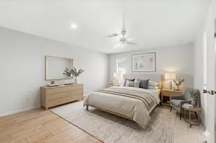 6004 Lakeside Dr, Liberty, TX 77575 - Photo 5