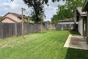 12314 Meadow Hollow Dr, Meadows Place, TX 77477 - Photo 39
