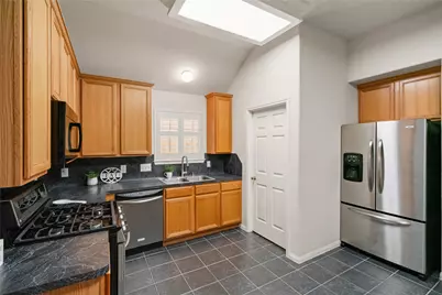 219 Spencer Landing E, La Porte, TX 77571 - Photo 17