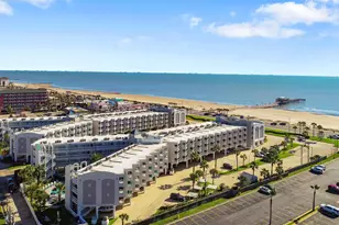 6102 Seawall Blvd, Galveston, TX 77551 - Photo 3