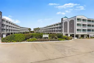 6102 Seawall Blvd, Galveston, TX 77551 - Photo 39