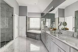 1207 Ripple Creek Dr, Houston, TX 77057 - Photo 11