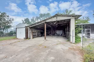 9607 Deergrass Ln, Houston, TX 77044 - Photo 15
