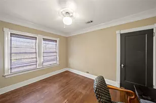 200 S Cherry St, Tomball, TX 77375 - Photo 15