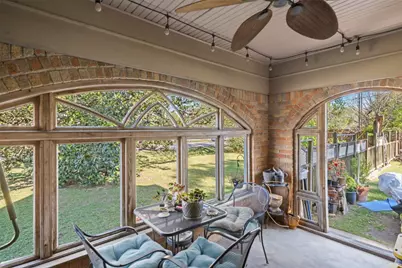 200 S Cherry Street S, Tomball, TX 77375 - Photo 7