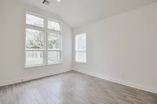 13207 Westmont Heights Ln, Houston, TX 77044 - Photo 17