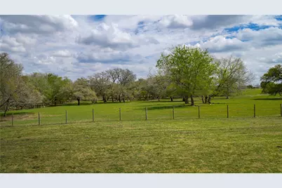 1119 Wolters Road, Schulenburg, TX 78956 - Photo 19