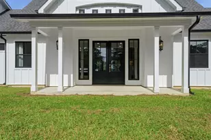 155 Oetken E, Anahuac, TX 77514 - Photo 3