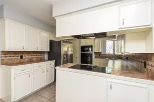 4811 Shatner Dr, Houston, TX 77066 - Photo 9