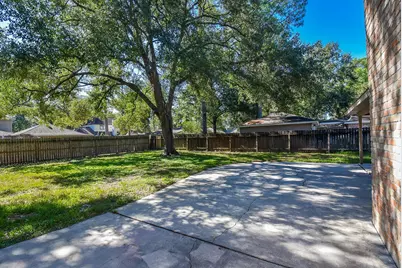 4811 Shatner Drive, Houston, TX 77066 - Photo 27