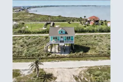 1110 Gulf Supply Road, Gilchrist, TX 77617 - Photo 15