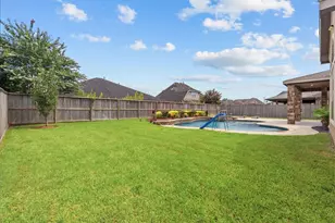 1817 Eagle Creek Dr, Friendswood, TX 77546 - Photo 49