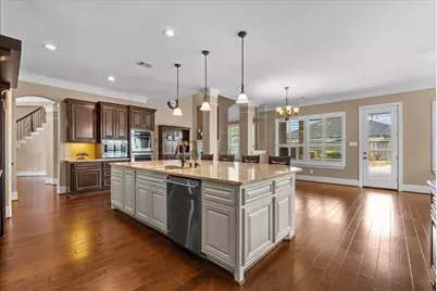 1817 Eagle Creek Drive, Friendswood, TX 77546 - Photo 25