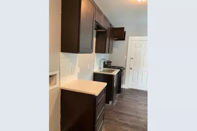 211 E Sterling Street #4, Baytown, TX 77520 - Photo 7