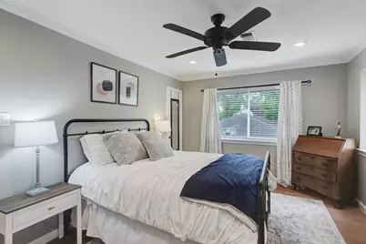 1618 Hillendahl Boulevard, Houston, TX 77055 - Photo 21