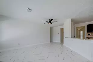 16015 Surrey Woods Dr, Friendswood, TX 77546 - Photo 21