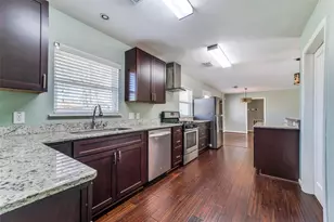 4502 Brookwoods Dr, Houston, TX 77092 - Photo 7