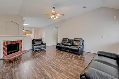 11834 Leaf Oak Drive, Houston, TX 77065 - Photo 7