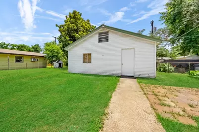 1805 1st Avenue N, Texas City, TX 77590 - Photo 27