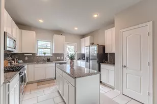 25847 Hickory Pecan Trl, Tomball, TX 77375 - Photo 13