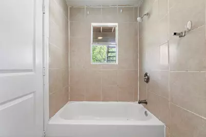 711 Avenue A #2, La Marque, TX 77568 - Photo 19
