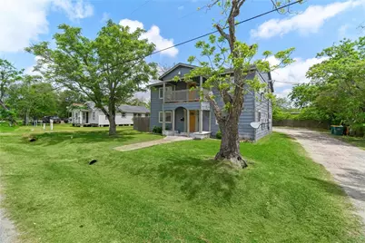 711 Avenue A #2, La Marque, TX 77568 - Photo 25