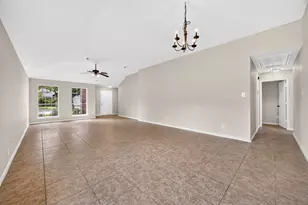 13706 Audra Ln, Houston, TX 77083 - Photo 7