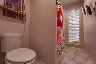 2100 Commonwealth St, Houston, TX 77006 - Photo 19