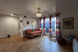 2100 Commonwealth St, Houston, TX 77006 - Photo 3