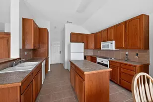 116 Creek Ridge Dr, Bastrop, TX 78602 - Photo 3