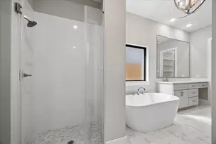 1941 Restridge Dr, Houston, TX 77055 - Photo 27