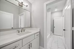 1941 Restridge Dr, Houston, TX 77055 - Photo 31