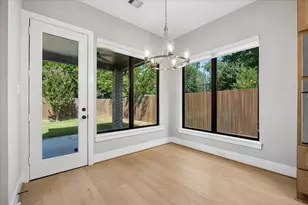 1941 Restridge Dr, Houston, TX 77055 - Photo 17