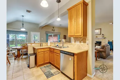 12626 Lake Shore Drive, Montgomery, TX 77356 - Photo 13