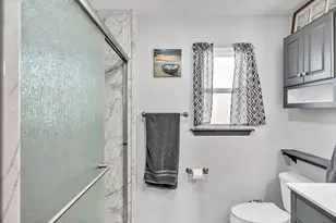 608 Oak Ln, Cottonwood Shores, TX 78657 - Photo 11