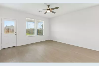 16310 Vivid Creek Court, Conroe, TX 77302 - Photo 9