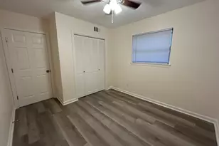 3210 Valley Brook Dr, La Porte, TX 77571 - Photo 11