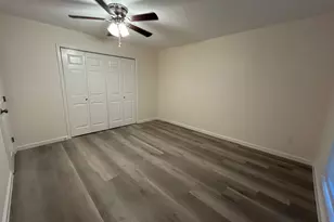 3210 Valley Brook Dr, La Porte, TX 77571 - Photo 9