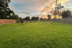 3210 Valley Brook Dr, La Porte, TX 77571 - Photo 17