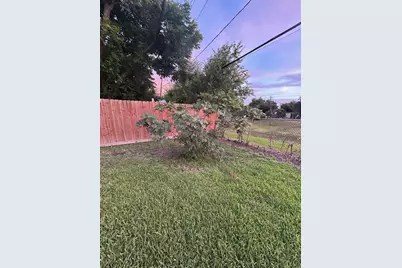 3210 Valley Brook Drive, La Porte, TX 77571 - Photo 3