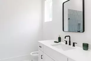 5705 Dolores St, Houston, TX 77057 - Photo 7