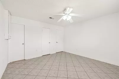 9208 Carousel Lane, Houston, TX 77080 - Photo 13