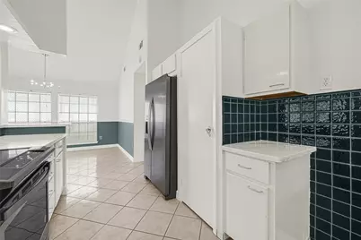 9208 Carousel Lane, Houston, TX 77080 - Photo 19