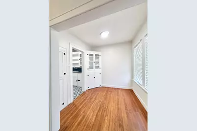 1126 Berthea Street #15, Houston, TX 77006 - Photo 7