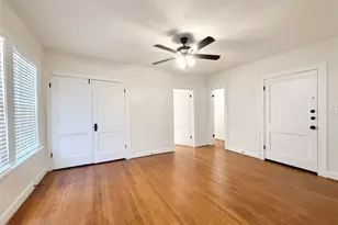 1126 Berthea St, Houston, TX 77006 - Photo 3