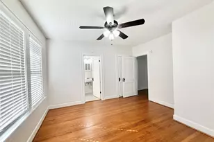 1126 Berthea St, Houston, TX 77006 - Photo 13