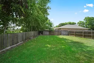 10807 Twin Circles Dr, Montgomery, TX 77356 - Photo 19